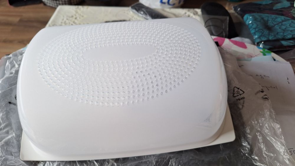 Разпродажба на TUPPERWARE