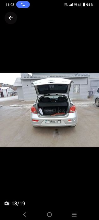 Автомобиль Шевроле круз