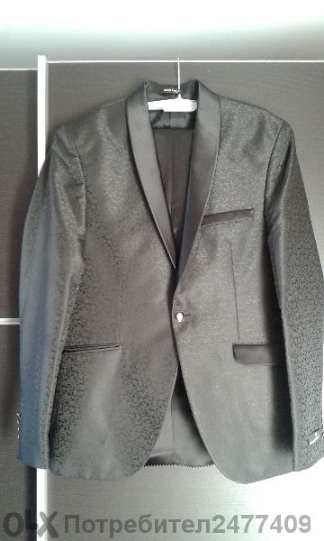 Мъжки черен костюм