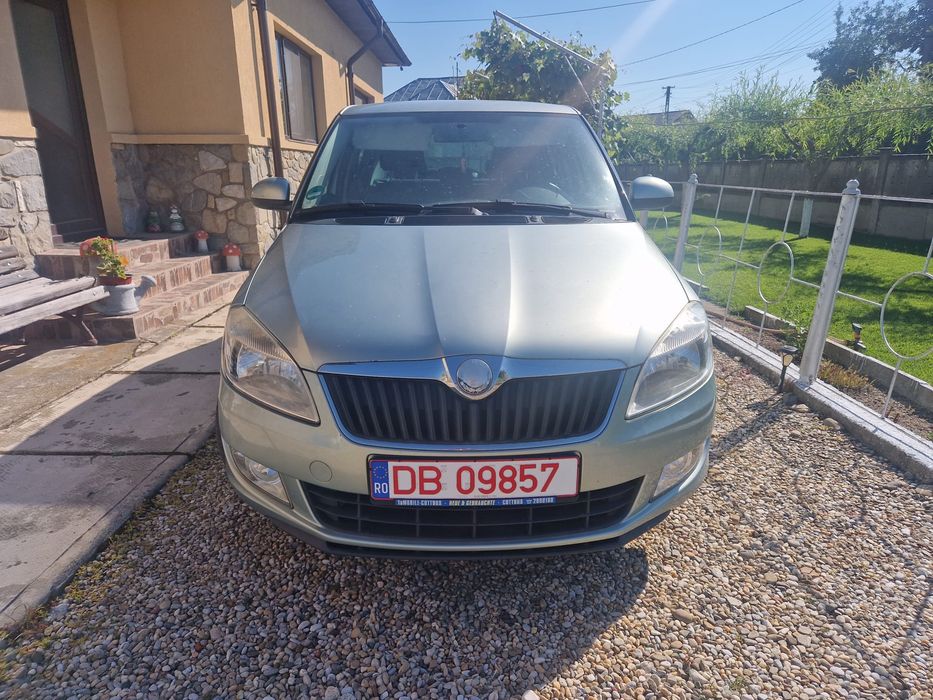 Skoda Fabia EURO 5 benzina 2011 Numere valabile