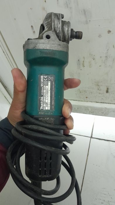 Болгарка макита  продам
