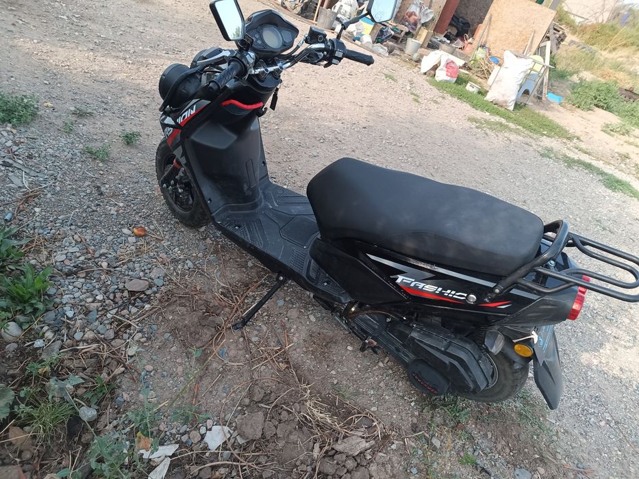 Продам мопед бумер