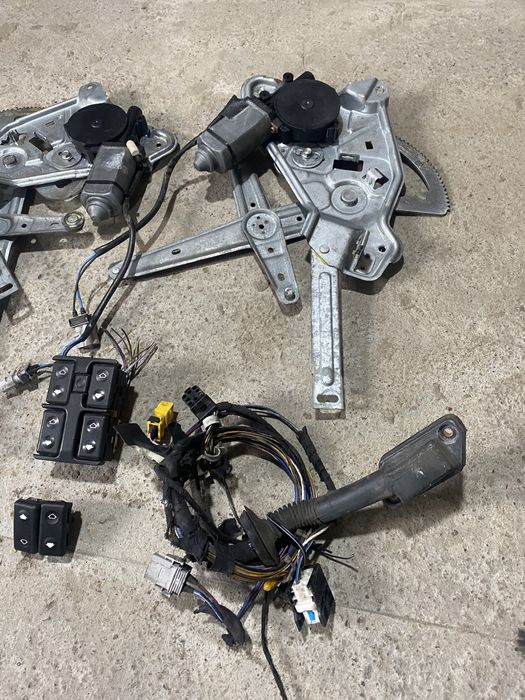 Задние электро BMW e34