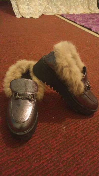 Сатлады 10 000 тг