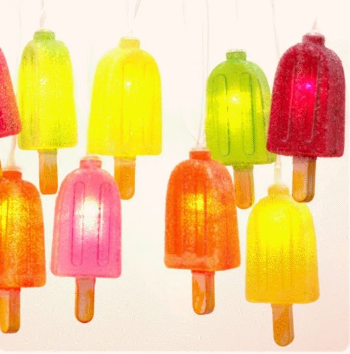 LED лампички сладолед- светеща верига от 8 лампички.