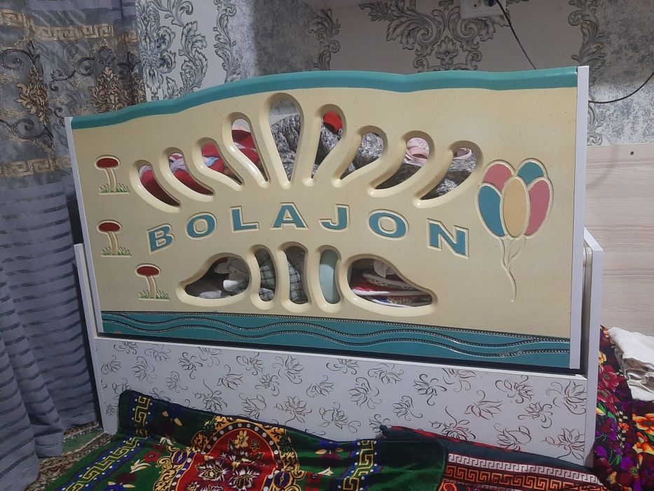 Chaqaloqlarga belanchak 105x60 razmerda tebranadi boloncha quysa yurad