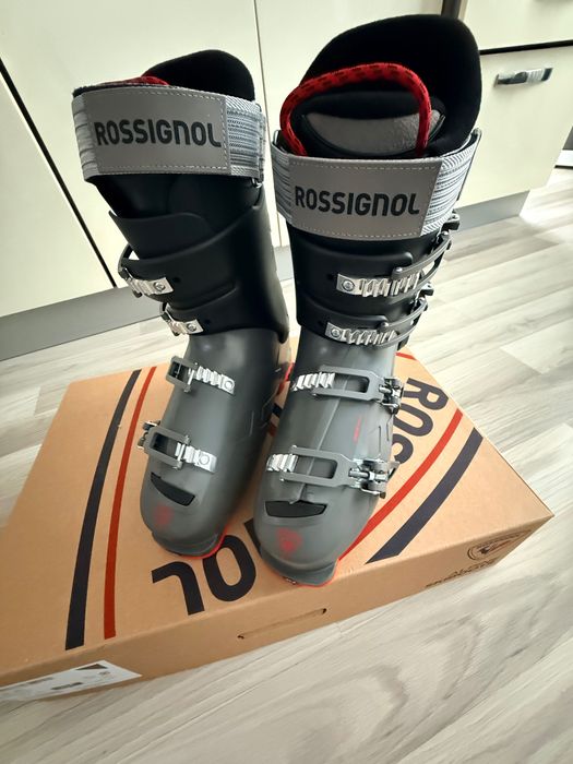 Vând clăparii mărimea 27,5 Rossignol TRACK 90 HV+