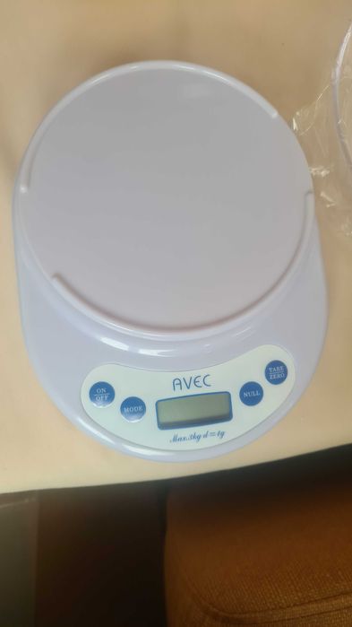 Cantar de bucatarie electronic max. 5 kg nou, in ambalaj