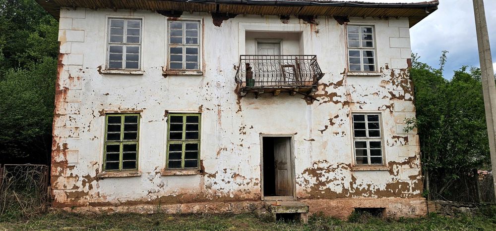 Продава се Къща в София, Център - 100 кв.м за 332 €/кв.м - Снимка #2