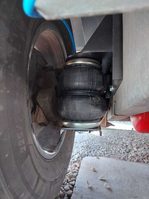 Perne de aer auxiliare pentru autorulote cu punte Al-Ko si Knott