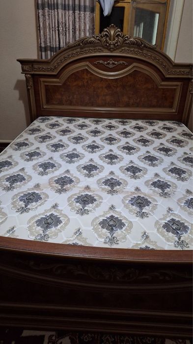 Sotiladi Yotovxona mebelari tez va arzon