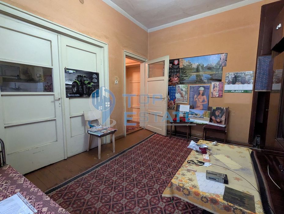 Продава се Двустаен апартамент в Горна Оряховица - 62 кв.м за 168 €/кв.м - Снимка #1