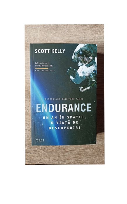 Vand cartea "Endurance - Un an in spatiu" - Scott Kelly
