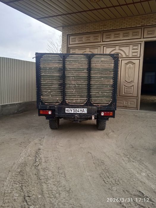 УАЗ сотилади.1990йил дизелда