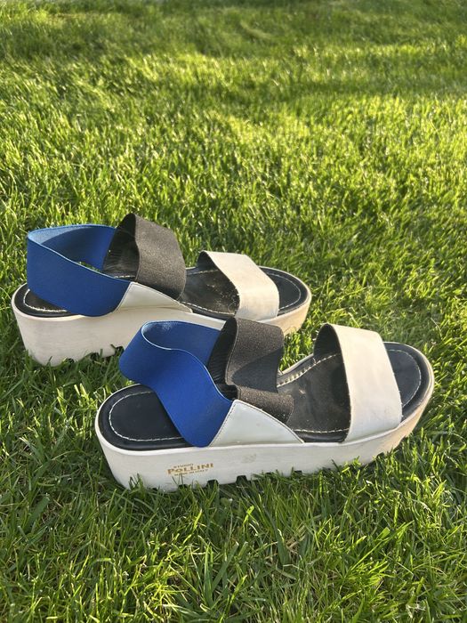 Дамски сандали POLLINI