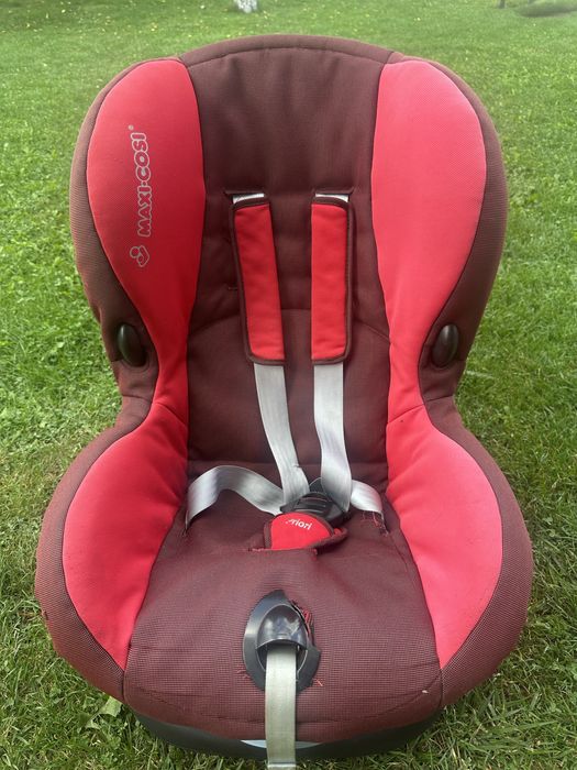 Детско столче за кола 9-18 кг. Maxi-cosi