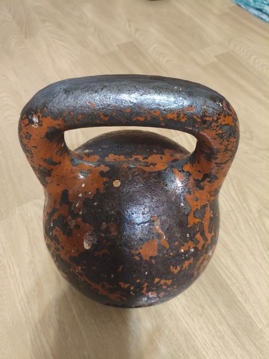 Продам гирю 24 кг