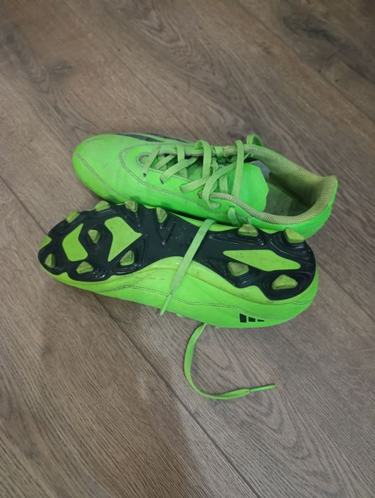 Бутонки за естествена й изкуствена трева номера 42,38,39