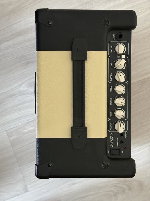 Комбоусилитель Cort CM15R