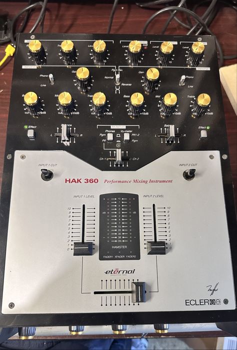 Dj battle mixer Ecler Hak 360