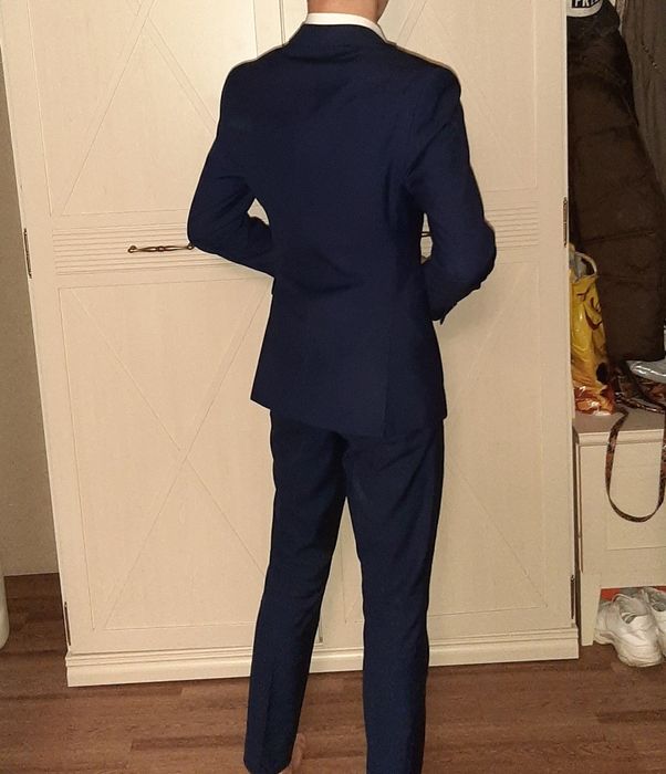 Новый Школьный костюм