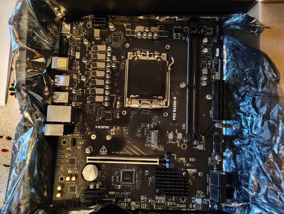 Placa de Baza MSI PRO B650M-B