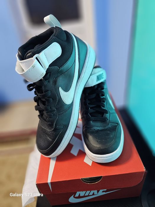 Обувки на nike размер 38,5