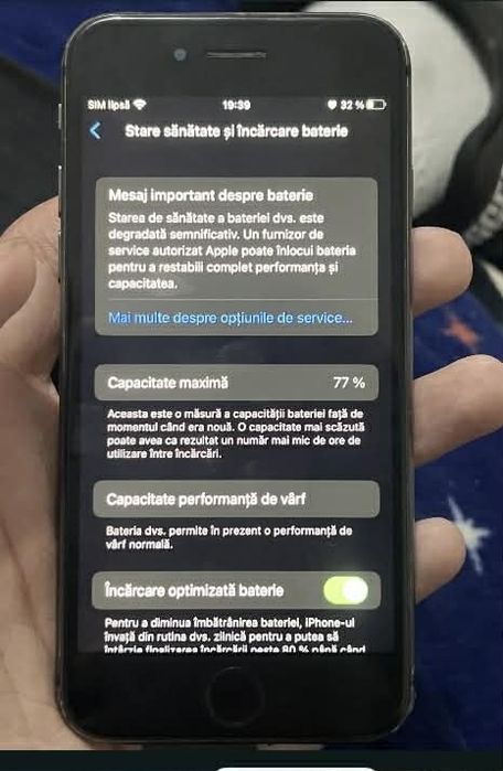 Vând iPhone 8 negru 64gb