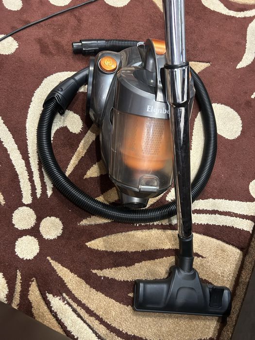 Продам хороший пылесос!