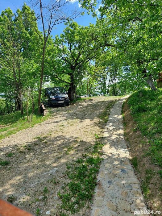 Casă Spatioasa 5 dormitoare intravilan Calimanesti