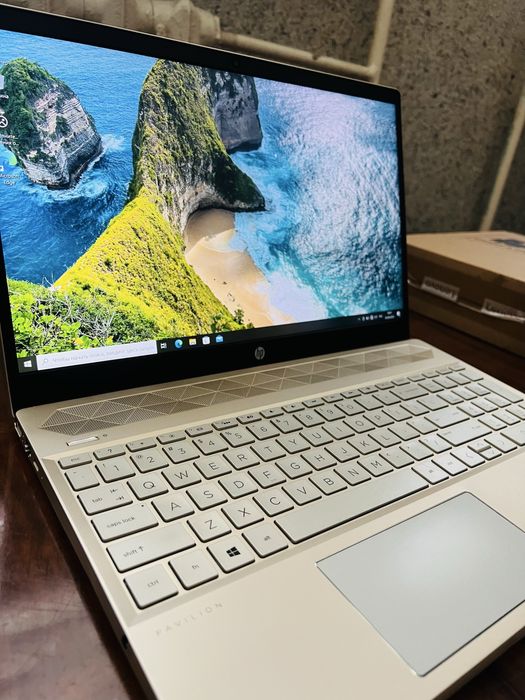 Hp yangidek studeb ofis dasturlash ishlari uchun arzon Noutbook