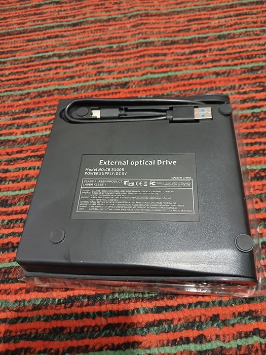 Usb DVD diskovod sotiladi