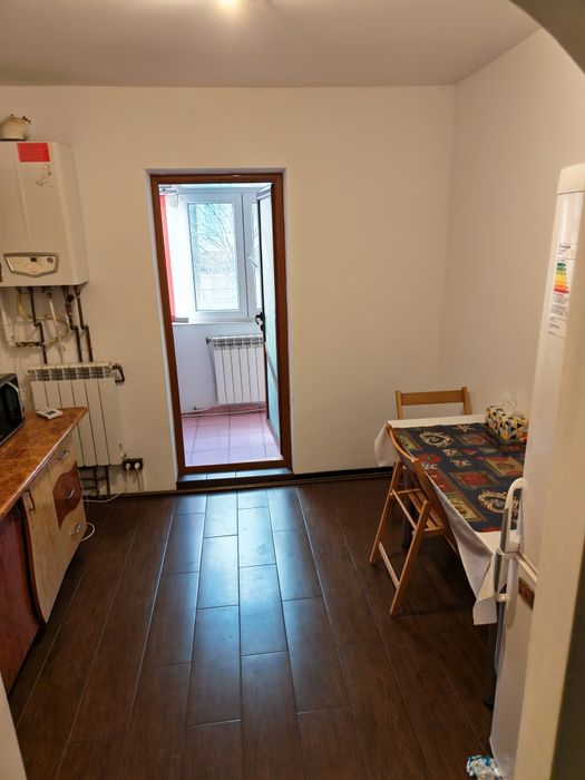 Apartament cu 2 camere de inchiriat