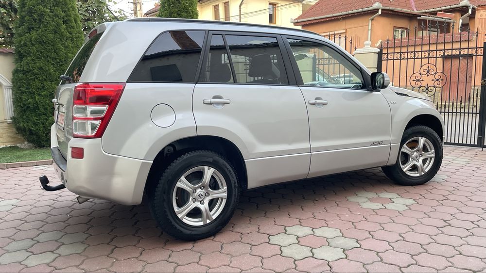 SUZUKI Grand Vitara 2011 — imagine 4