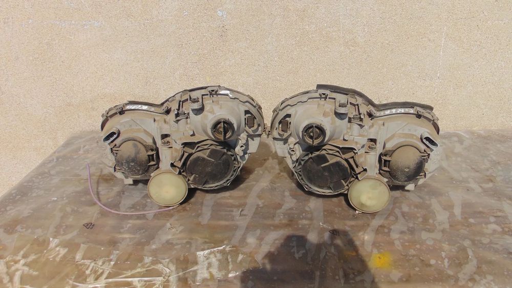Far stanga-dreapta Mercedes-Benz C Class W203 an 2000-2007 cod 0301166202