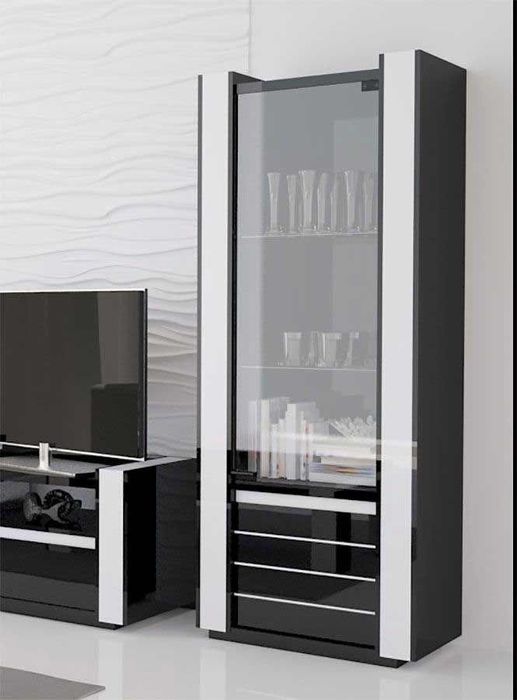 Mebel buyurtma asosida.