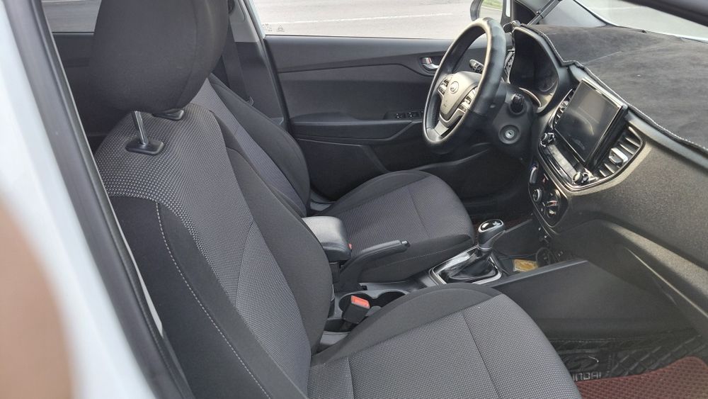 Хундай аксент 2021 1.4