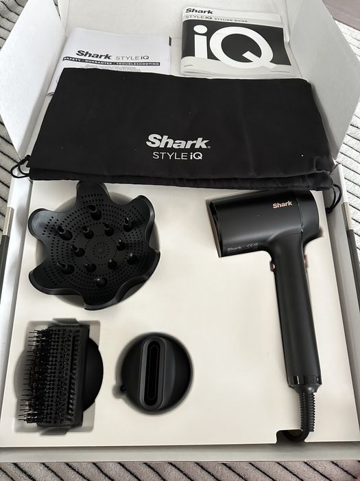 Uscător de par shark ionic HD120EU
