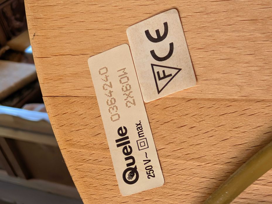 Ретро стойка лампа с класически абажур