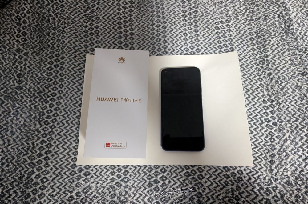 Продам Huawei P40 lite E