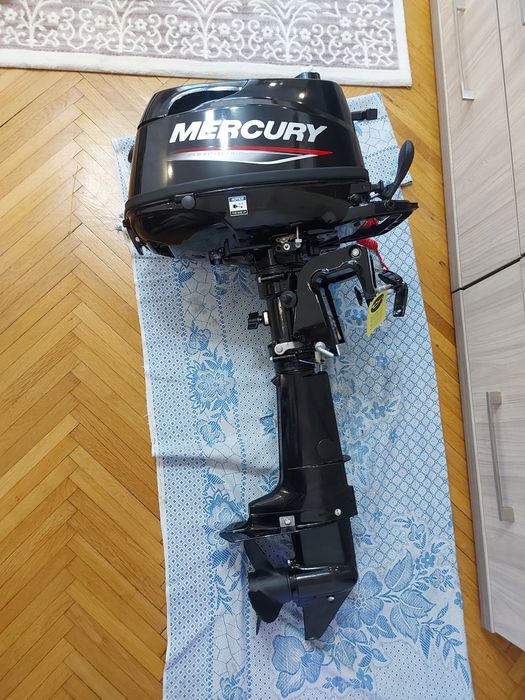 Vând barca gonflabila KM 300