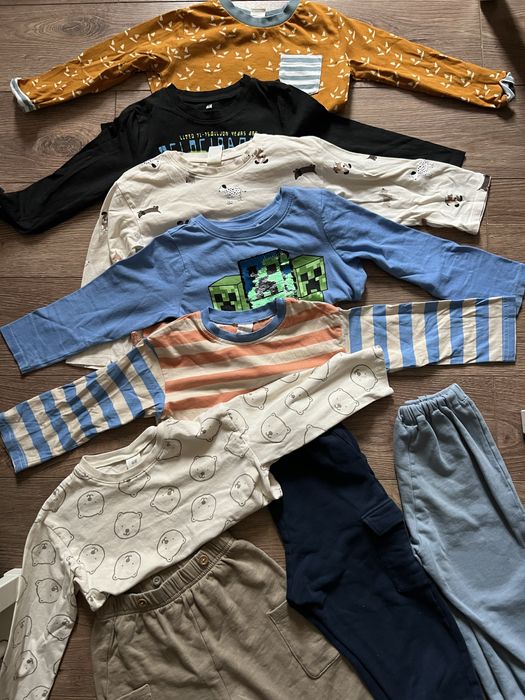 Дрешки 98,104 за момче имам нови на символични цени