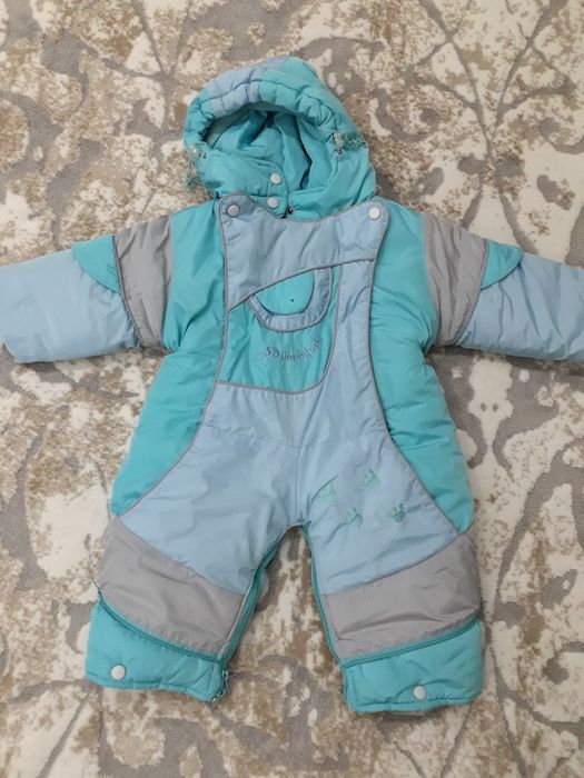 Продаю комбенизон для малыша