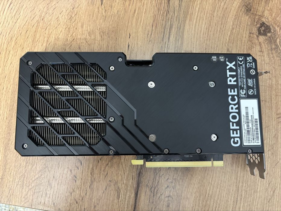 Видеокарта RTX 4070 SUPER Palit GeForce Dual OC