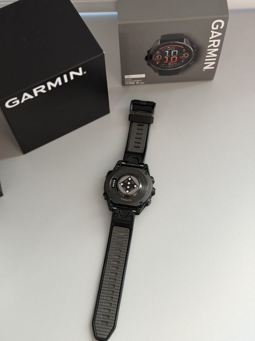 Продам Garmin Fenix 8 amoled 43mm