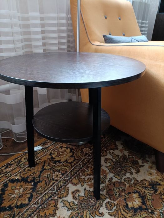 Журнальный столик