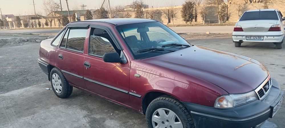 Daewoo Nexia sotiladi