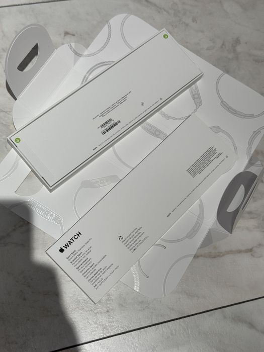 Apple Watch 11  46mm Jet Black новый