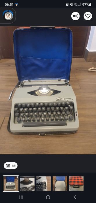 Masina de scris Fliyng fish