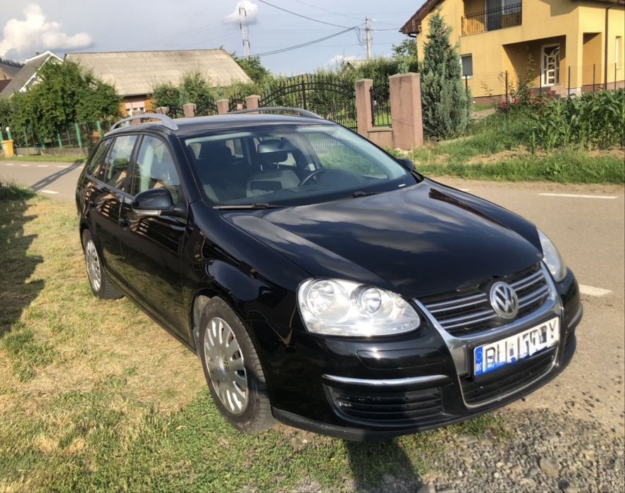 Vând Volkswagen Golf 5 break 1,9 TDI